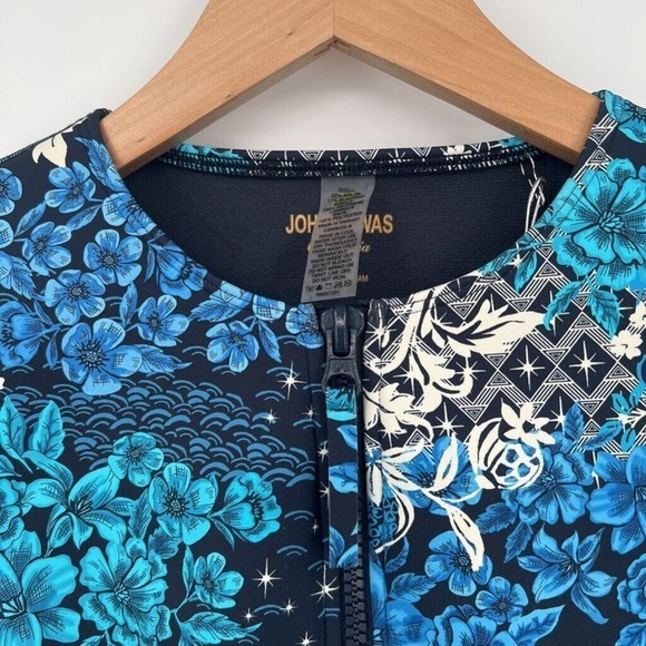 Johnny Was Fly Womens Zip Swimsuit Blue Floral Short Sleeve Neoprene One Piece M - Picture 2 of 9